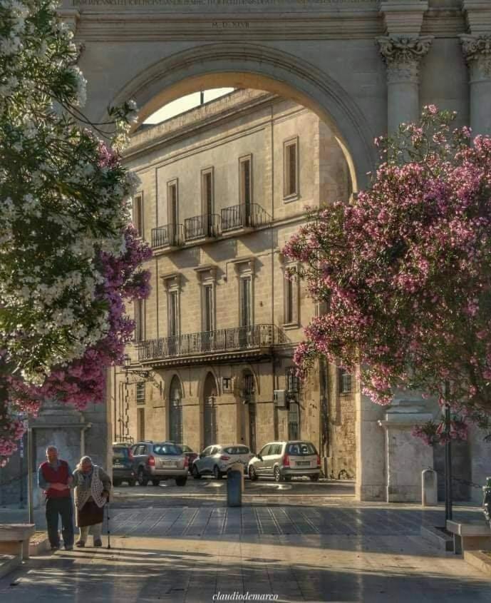 Lecce Stazione Centrale Exteriér fotografie